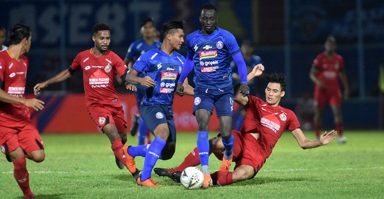 Faktor Keamanan, Kick Off Tiga Partai Big Macth Arema FC Berubah