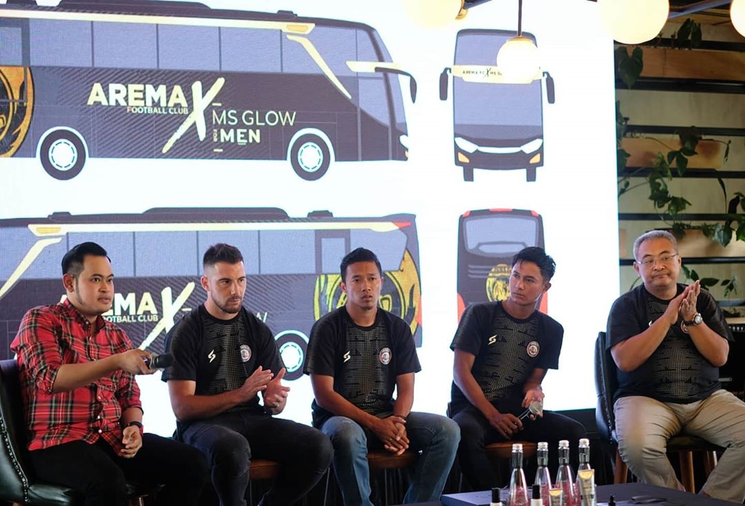 Resmikan Bus Team, Arema FC dan MS Glow for Men Gelar Prosesi