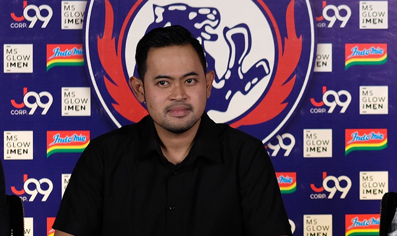 Presiden  Arema FC :  Biarkan  Arema FC Menjadi Martir Tonggak Bersatunya Suporter Indonesia