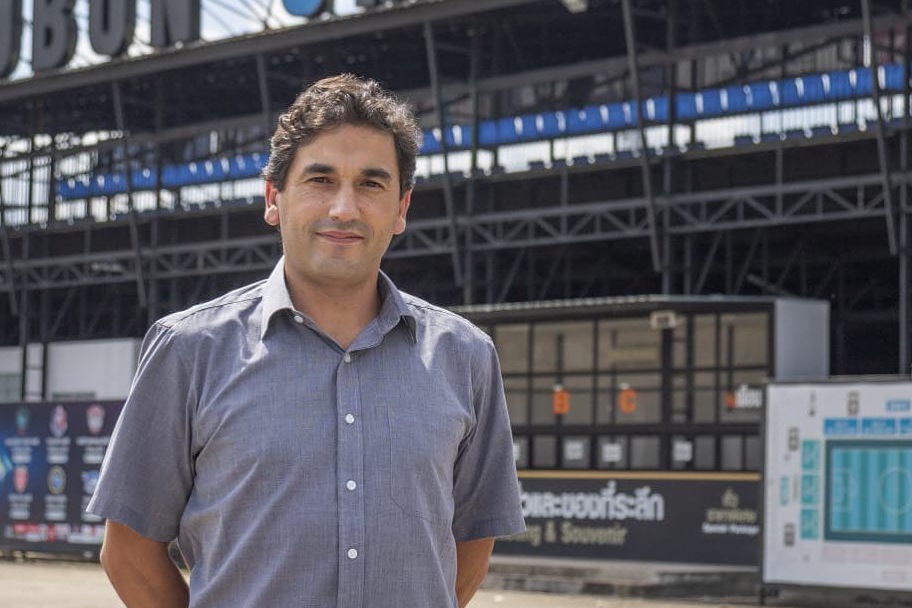 Resmi! Arema FC Ikat Pelatih Baru