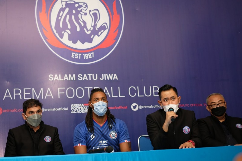 Resmi! Arema FC Perkenalkan Carlos Fortes