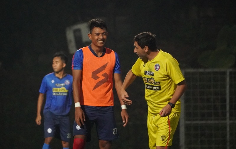 Eduardo Almeida Optimis Arema FC Raih Hasil Positif Saat Lawan Bhayangkara FC